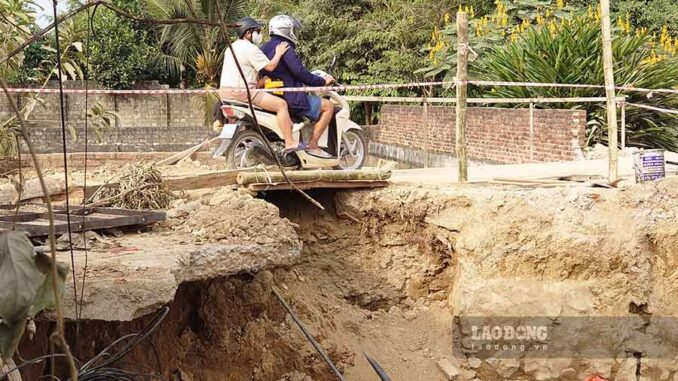 Yêu cầu làm rõ vụ "doanh nghiệp cấm đường" Lao Động phản ánh