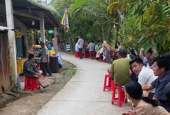 Lê Tuấn Khang thông báo ông Chín – nhân vật vào vai “thứ dữ bên cồn” qua đời, gửi gắm 5 chữ xót xa