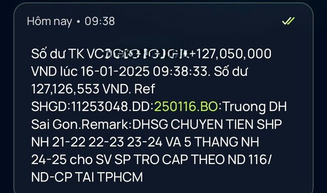 Tài khoản của nhiều sinh viên bất ngờ nhận hơn 127 triệu đồng